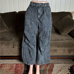 Urban Outfitters • Medium • Strappy •  Black • Crinkle • Cargo • Pants • New